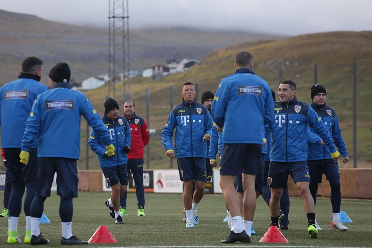 FEROE - ROMÂNIA // FOTO Naționala lui Contra a susținut antrenamentul pe vânt și frig