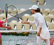 Iga Swiatek (19 ani, 54 WTA) a cucerit titlul la Roland Garros 2020, după o finală cu Sofia Kenin (21 de ani, 6 WTA), scor 6-4, 6-1. Sportiva din Polonia va face un salt spectaculos în clasament.