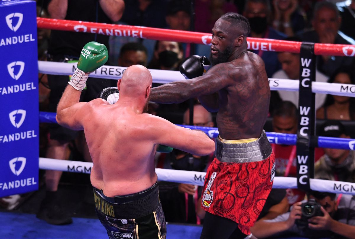 Show total în Tyson Fury - Deontay Wilder » Fury câștigă prin KO după ce a fost trimis la podea de două ori