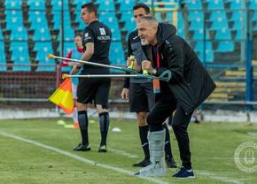 Strigătul antrenorului român care refuză „să moară”: „Mai vreau o șansă, una singură! Dacă eșuez, mă las. Definitiv!”