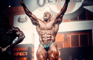 Mr. Olympia e din nou „BESTIA” Egiptului: „De pe altă planetă! Uitați-vă ce coapse are!” + Ce a făcut românul Andrei Deiu