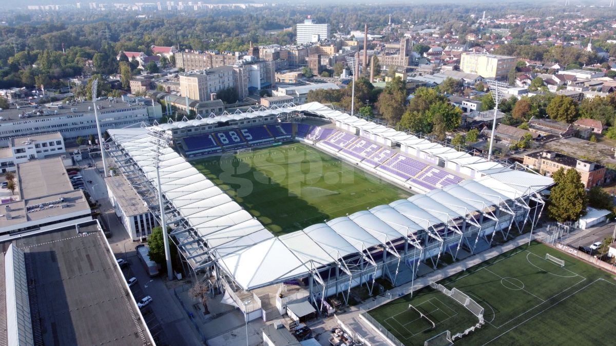 Gazon execrabil pe stadionul lui Ujpest, care va găzdui meciul Belarus - România