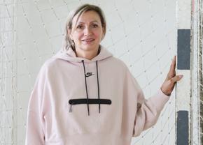 Start la Euro 2024 » Mariana Târcă, deținătoarea recordului all-time pentru România: „Aș fi venit la națională și pe jos! Este ceea ce am iubit exagerat”