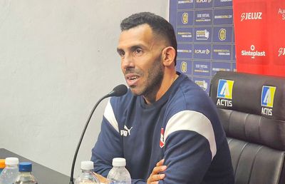 Carlos Tevez, fostul mare atacant argentinian, se ocupă și de educația jucătorilor săi » Ce îi obligă să facă zilnic antrenorul de 39 de ani