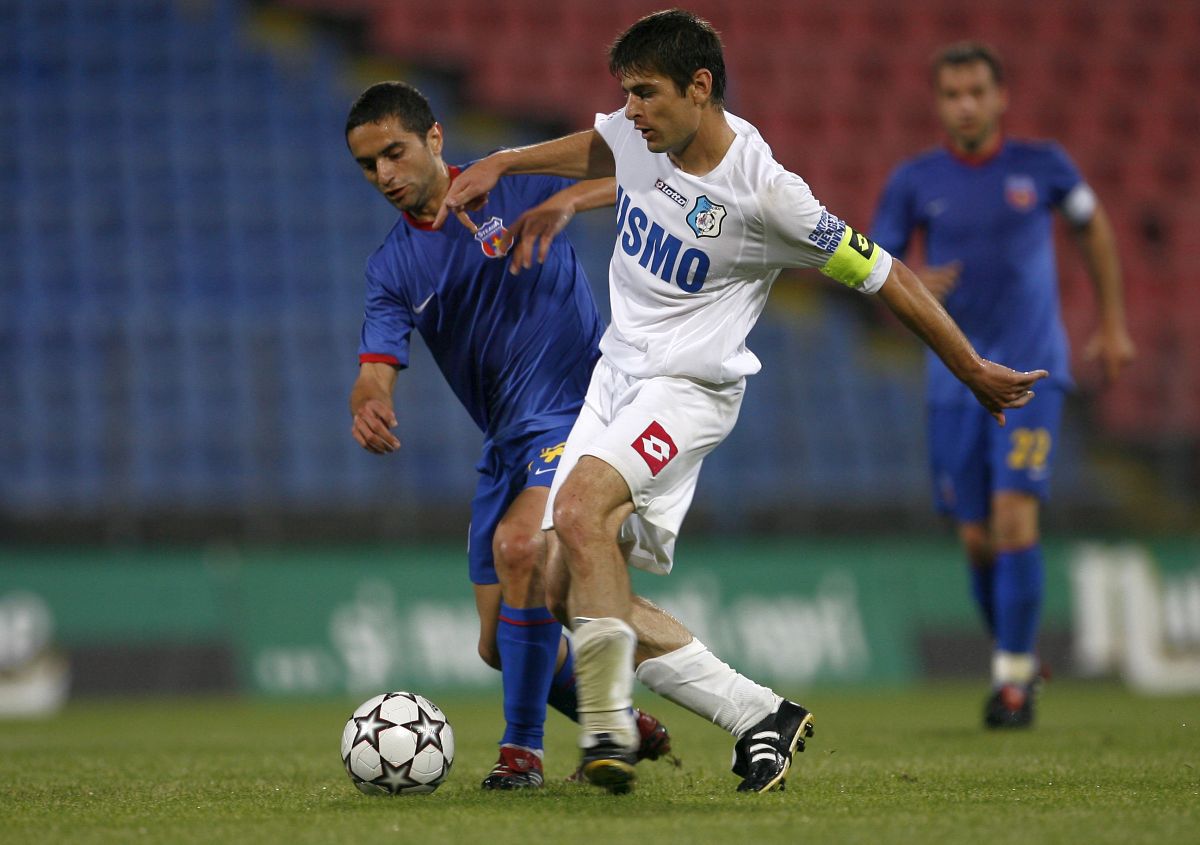 Imagini de arhivă cu Vasilică Cristocea, fostul mijlocaș „de buzunar” din Ghencea din urmă cu 15 ani