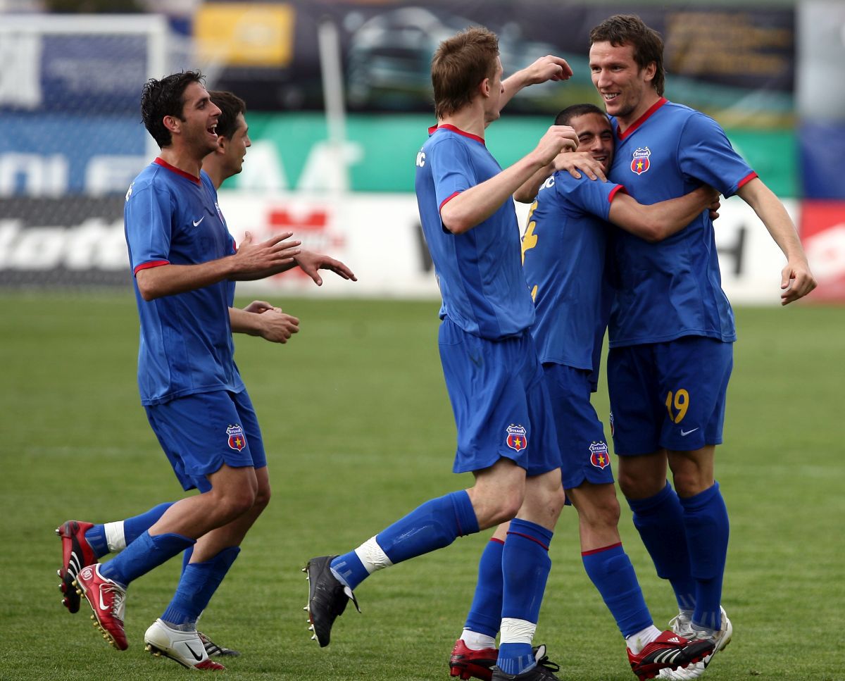 Imagini de arhivă cu Vasilică Cristocea, fostul mijlocaș „de buzunar” din Ghencea din urmă cu 15 ani