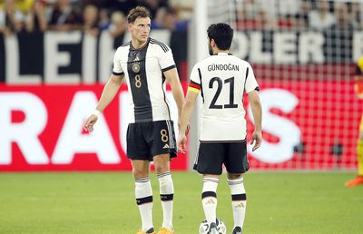 Jucătorii din naționala Germaniei protestează: „De ce atâta drum?! De ce la ora două dimineața?!”