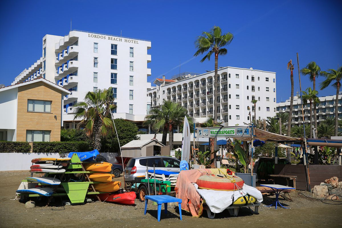 Hotelul Lordos din Larnaca