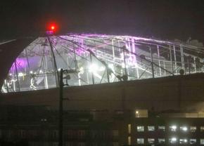 Uraganul Milton a făcut ravagii în Florida » Acoperișul stadionului de 42.000 de locuri, DISTRUS în câteva secunde