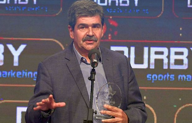 „Profesore, ce mașină ai?” » Radu Paraschivescu l-a surprins pe Ilie Dumitrescu