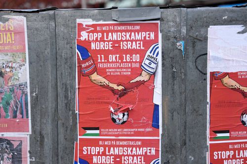 Postere aflate la Oslo. Foto: Imago