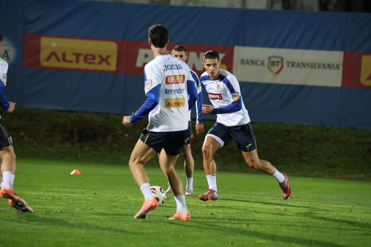 La nici 24 de ore de la România - Moldova, „tricolorii” au băgat materiale la antrenament! Imagini „la rupere”: două alunecări și un brânci