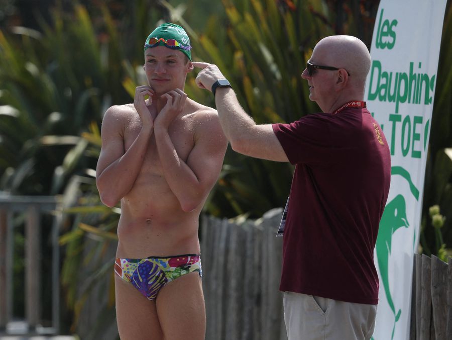Leon Marchand și Bob Bowman lucrează împreună din 2021 FOTO Imago Images Leon Marchand a debutat la Cupa Mondială cu cel mai bun timp al său la 400 m liber » Antrenorul Bob Bowman a dezvăluit că anul viitor francezul va alege între această probă și cea de 200 m liber