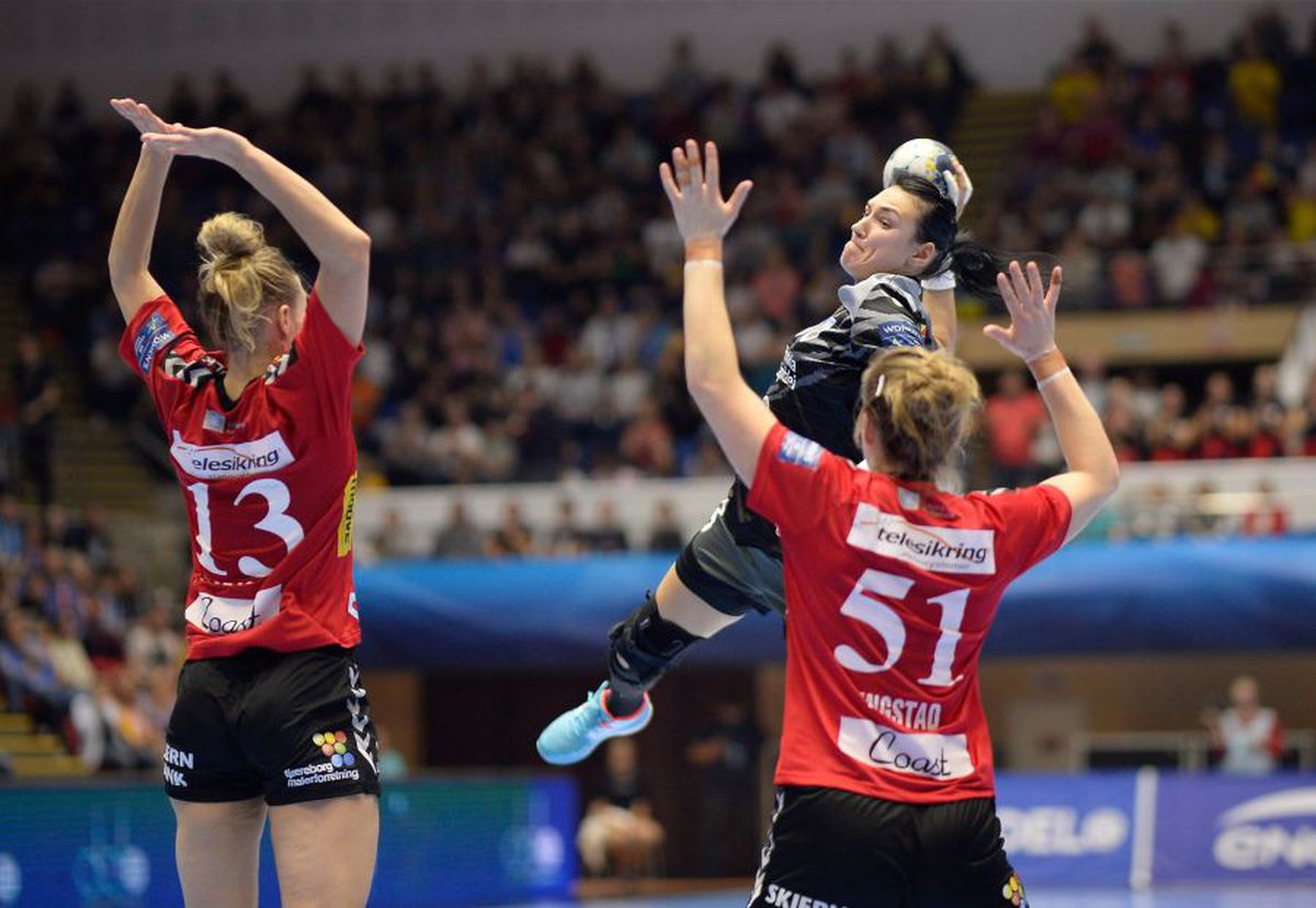 CSM București-Esbjerg 21-25 // „Tigroaicele” își complică misiunea pentru faza următoare a grupelor Ligii Campionilor!