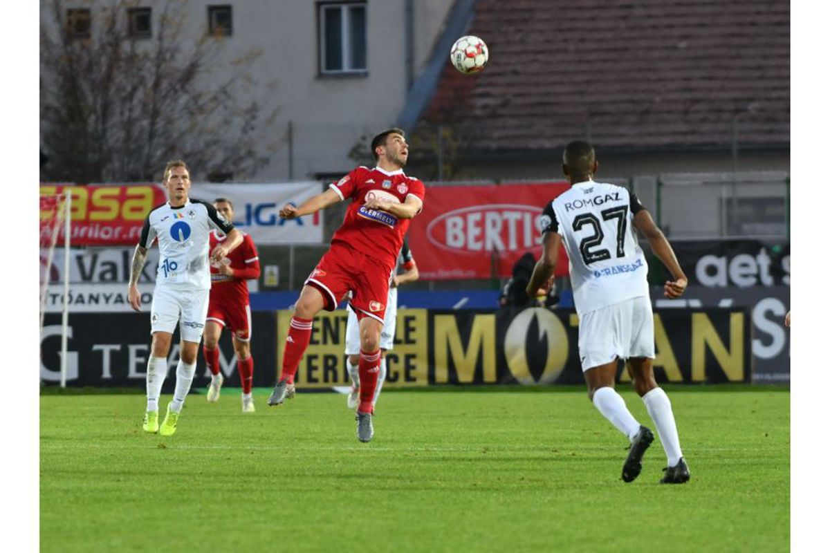 SEPSI - GAZ METAN 0-1 // VIDEO + FOTO Gaz Metan câștigă pe final și se menține în lupta pentru play-off » Olaru, eroul medieșenilor