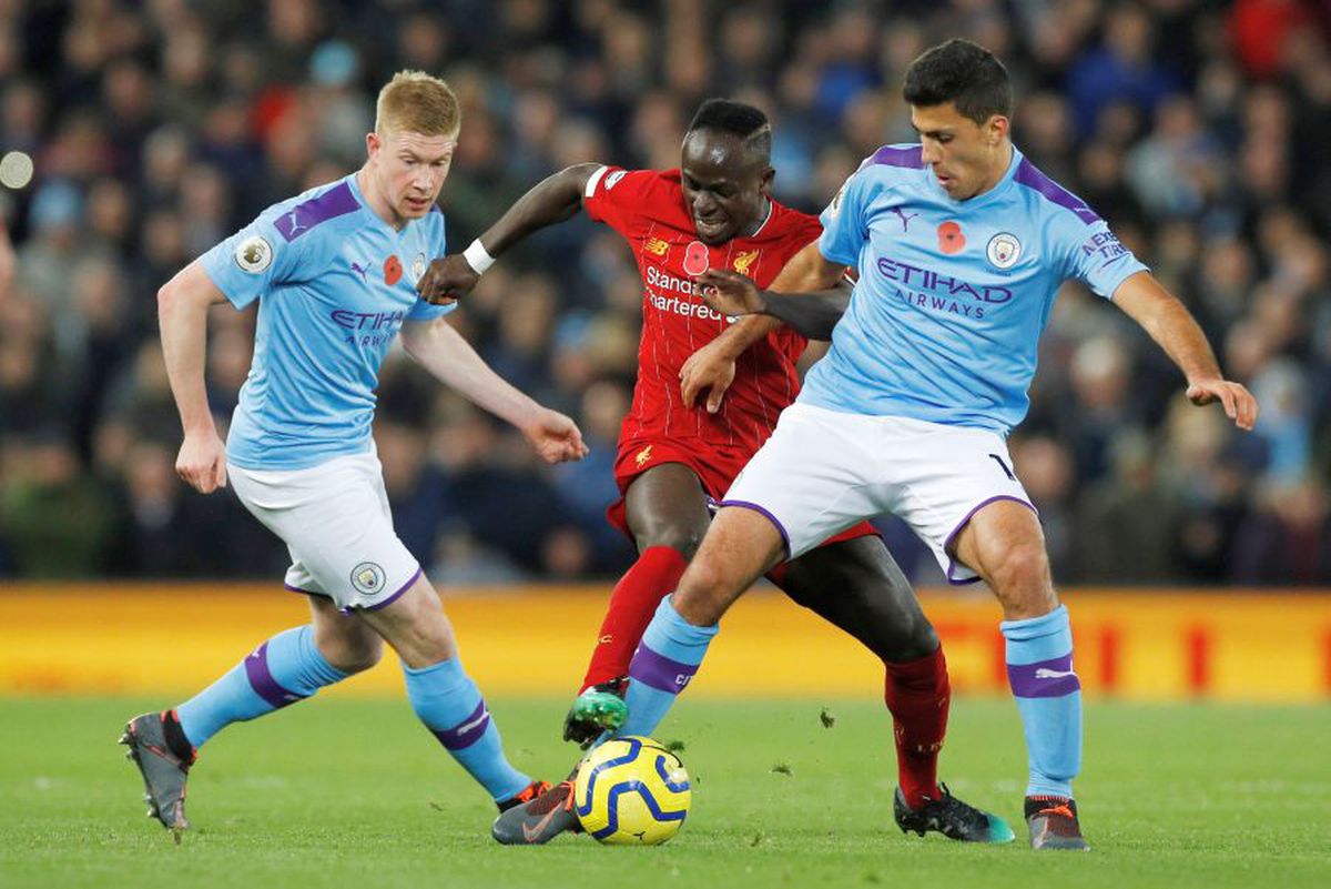 LIVERPOOL - MANCHESTER CITY 3-1 // FOTO + VIDEO Liverpool a spulberat-o pe City, 3-1 » „Cormoranii” au 9 puncte avans față de echipa lui Guardiola