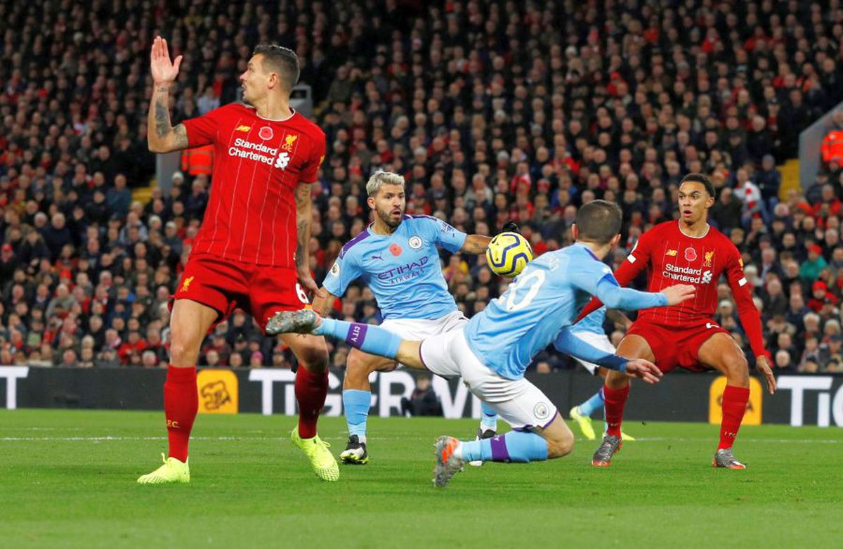 LIVERPOOL - MANCHESTER CITY 3-1 // FOTO + VIDEO Liverpool a spulberat-o pe City, 3-1 » „Cormoranii” au 9 puncte avans față de echipa lui Guardiola