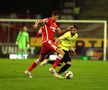 DINAMO - CFR CLUJ 0-0 //  FOTO + VIDEO Antireclamă fotbalului! Şi arbitrajului » Dinamo și CFR Cluj, egal plictisitor în derby-ul etapei