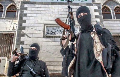 Detalii înfiorătoare: măcel sinistru al ISIS! Peste 50 de persoane decapitate pe un teren de fotbal din Mozambic