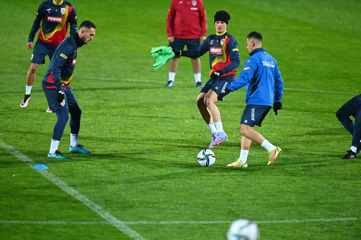 „Dacă nu-i bateți, sunteți praf!” » Ce s-a întâmplat azi la antrenamentul României: imaginile venite de la Mogoșoaia