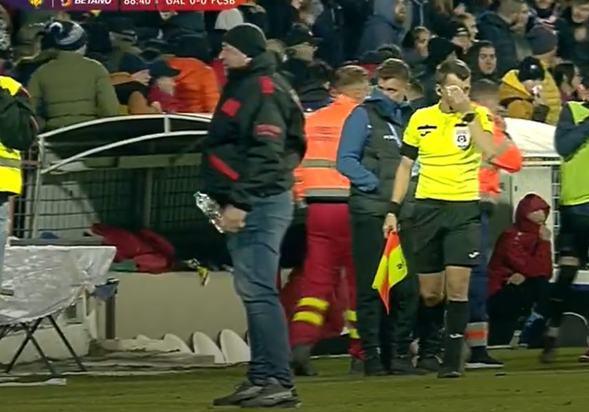 Oțelul - FCSB, întrerupt de gazele lacrimogene