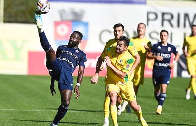 Știm prima echipă care merge în sferturile Cupei » Criteriul ciudat care o califică + noul format dă bătăi de cap și la FRF