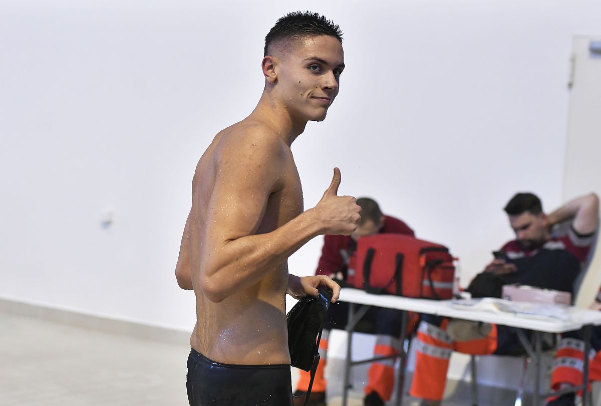 David Popovici a câștigat finala la 100 de metri liber la Campionate Naționale de Înot în bazin scurt