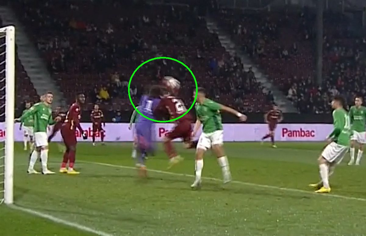 Starea goalkeeper-ului făcut KO în Cupă: „Când am ajuns acasă, mama și prietena mea plângeau. Probabil că Hoban mi-a salvat viața”