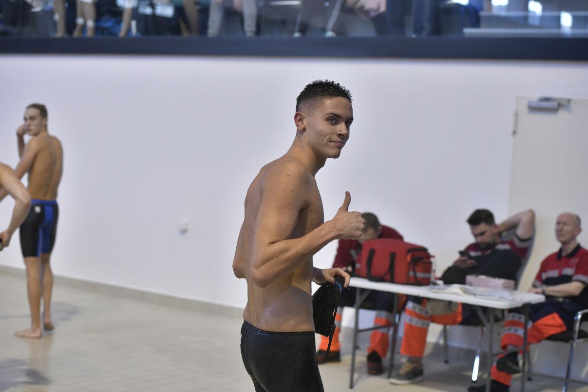 David Popovici a câștigat finala la 100 de metri liber la Campionate Naționale de Înot în bazin scurt