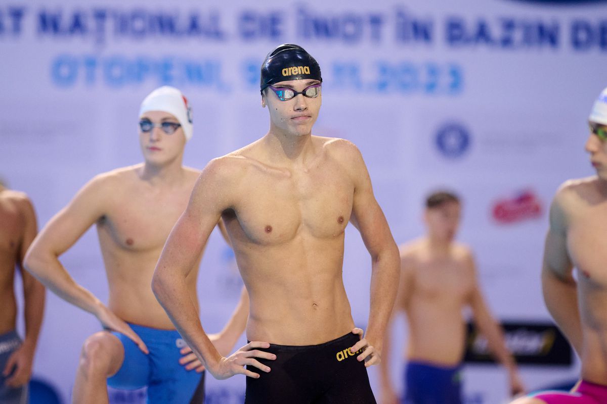 O nouă medalie de aur pentru David Popovici la Campionatele Naționale în bazin scurt » L-a bătut pe Stancu la 200 m liber