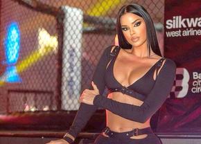 Ivana Knoll a schimbat iarăși sportul! Modelul croat a prezentat la Baku o gală de arte marțiale