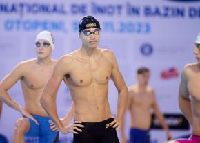 David Popovici s-a calificat și în finala probei de 200 m liber cu primul timp la Campionatele Naționale în bazin scurt