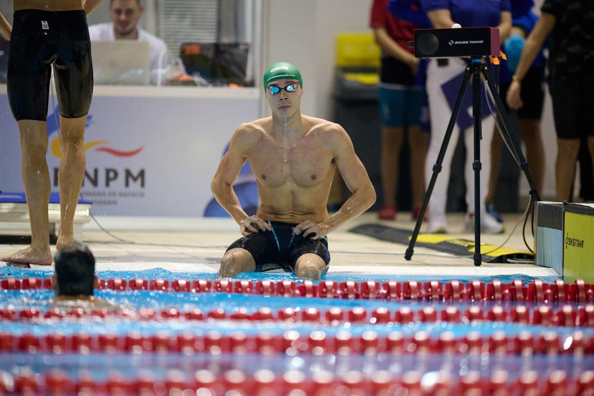 O nouă medalie de aur pentru David Popovici la Campionatele Naționale în bazin scurt » L-a bătut pe Stancu la 200 m liber