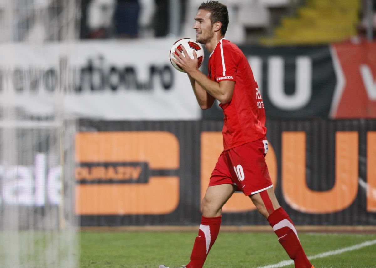 Reinventat! Urmărit de ghinioane și cu genunchii frânți, s-a transformat și rupe plasele: „Ăsta e secretul”