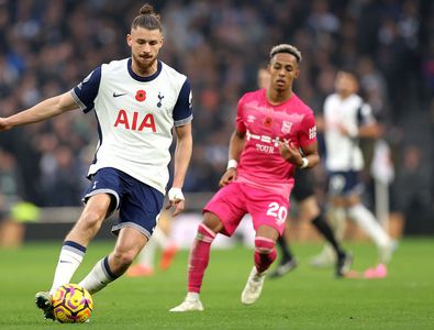 Tottenham i-a pus prețul lui Radu Drăgușin! Care este poziția lui Juventus și a lui Napoli