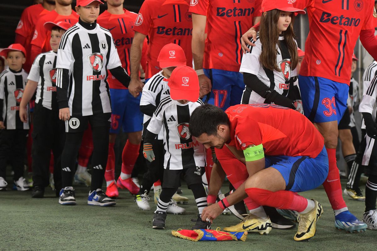 3 momente inedite la U Cluj - FCSB: chitară pe gazon, ultrasul Boc și un gest SUPERB al lui Șut