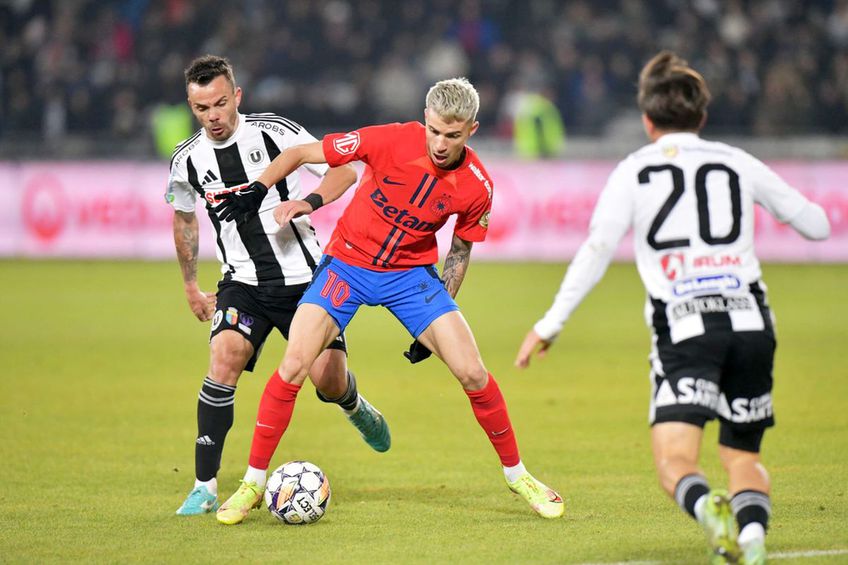 Dan Nistor, în stânga, în U Cluj - FCSB 1-2 // foto: Cristi Preda (GSP)