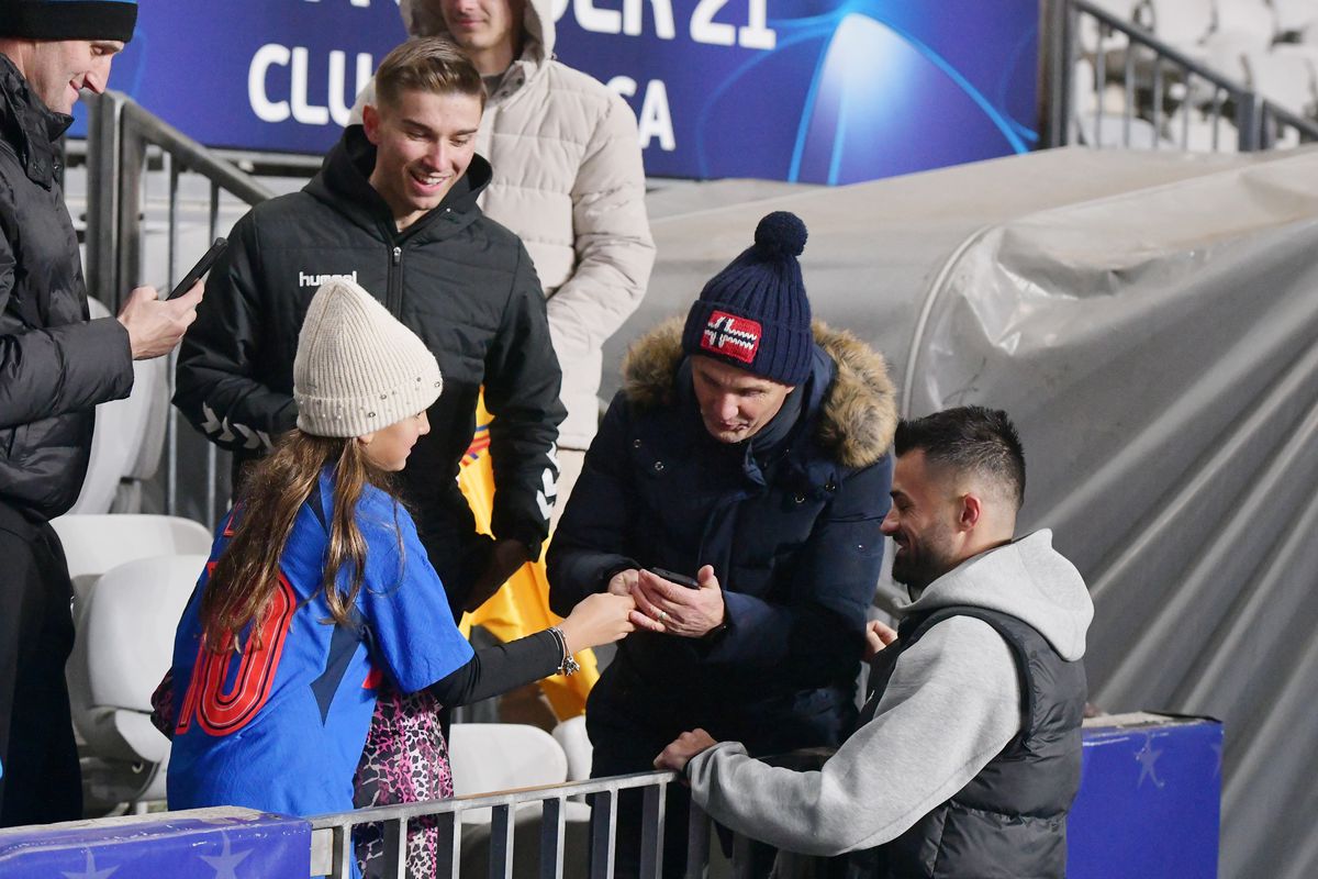 U Cluj - FCSB, încălzire și inspecția gazonului/ foto Cristi Pred (GSP)