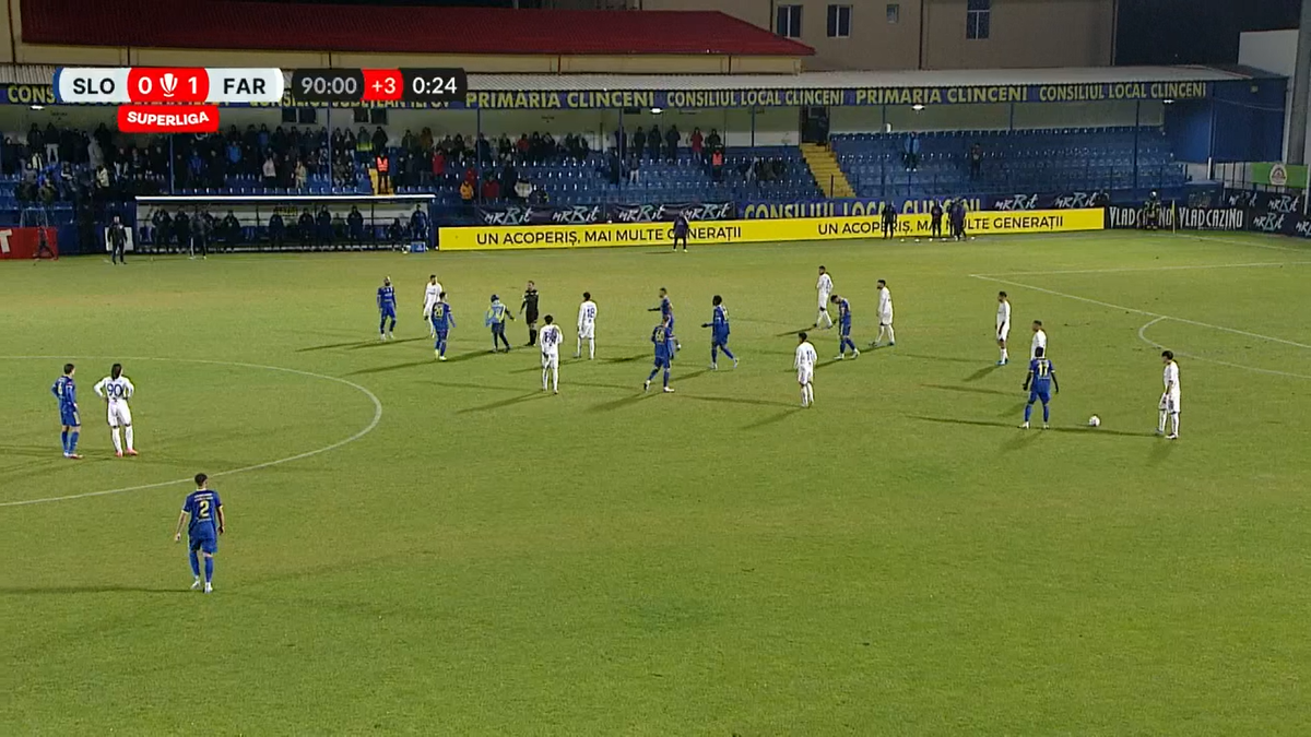 Imagini scandaloase la Slobozia - Farul! Ce a putut să-i facă un copil lui Colțescu