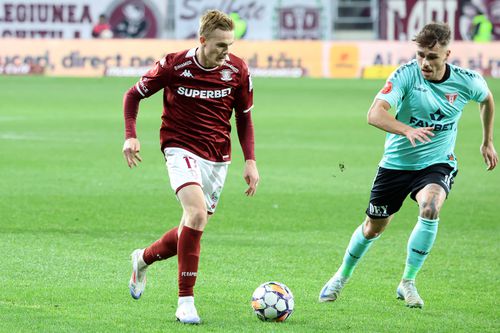 EXCLUSIV // VIDEO Christensen, norvegianul Rapidului, a numit cel mai tare adversar din Superligă: „E foarte bun!”