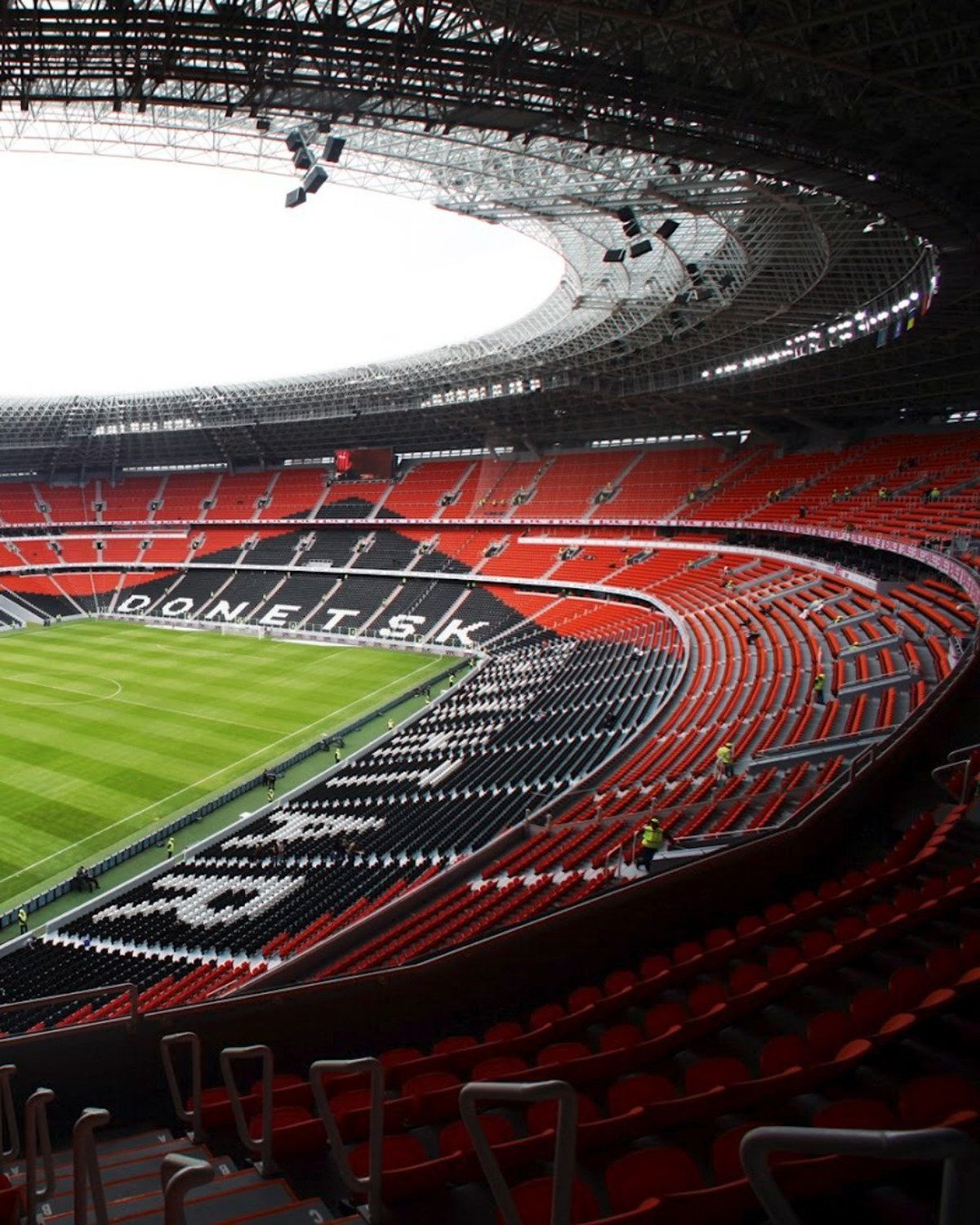 Donbass Arena era una dintre „bijuteriile” Europei! Cum a ajuns să arate din cauza războiului declanșat de Rusia în Ucraina