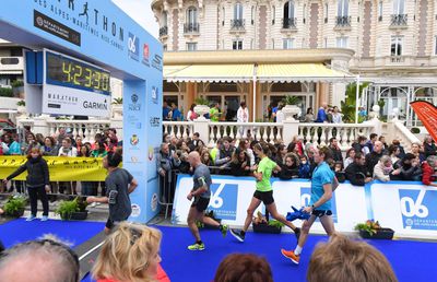Tragedie la Maratonul Nisa-Cannes! Un alergător de 27 de ani a murit chiar înainte de linia de sosire: „Unele afecțiuni cardiace rămân nedetectabile”