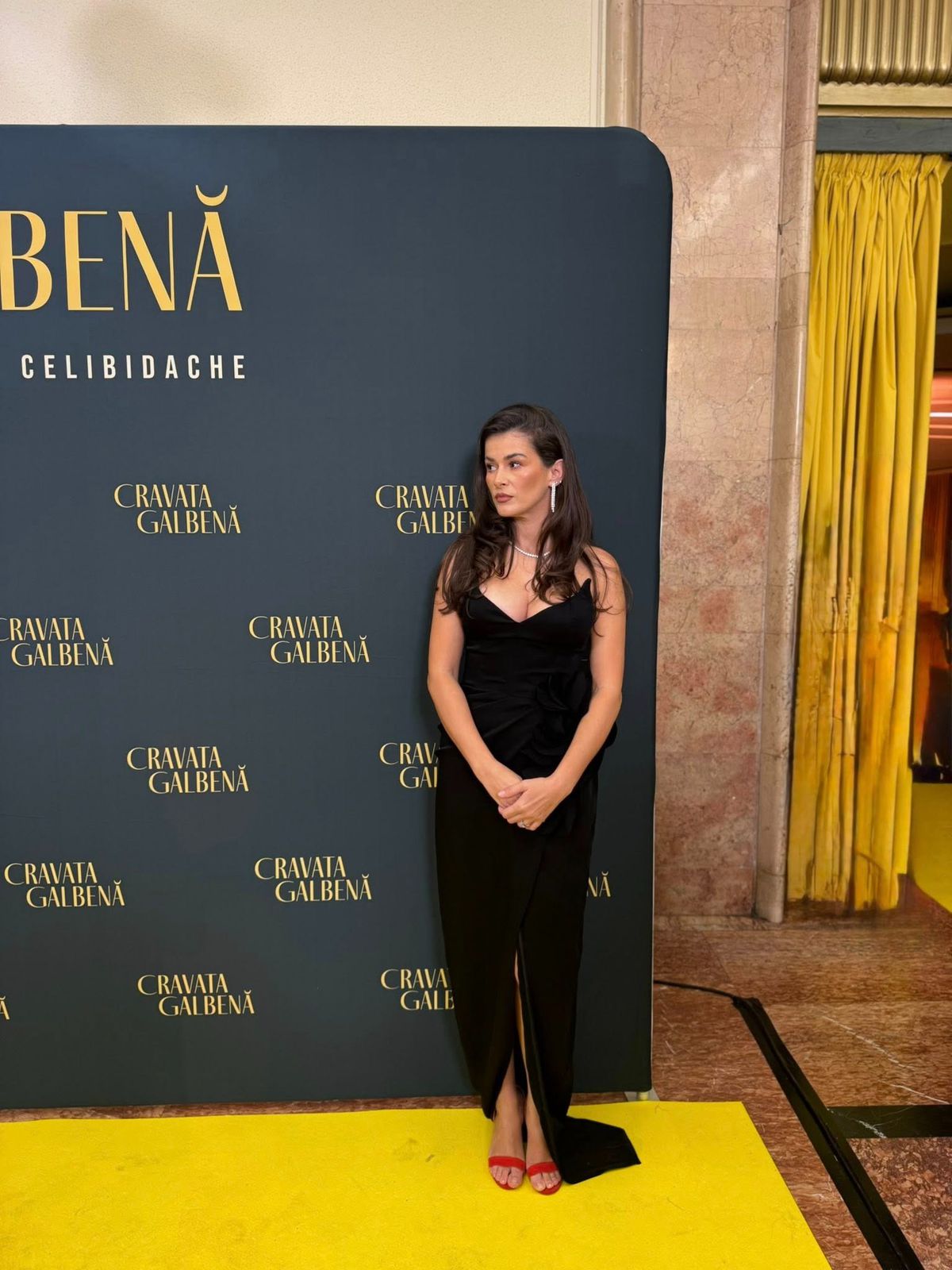 Actrița Irina Antonie: „Simona Halep a venit de 5 ori la piesa «Stă să plouă». Când o vedeam câștigând, mi se schimba perspectiva”