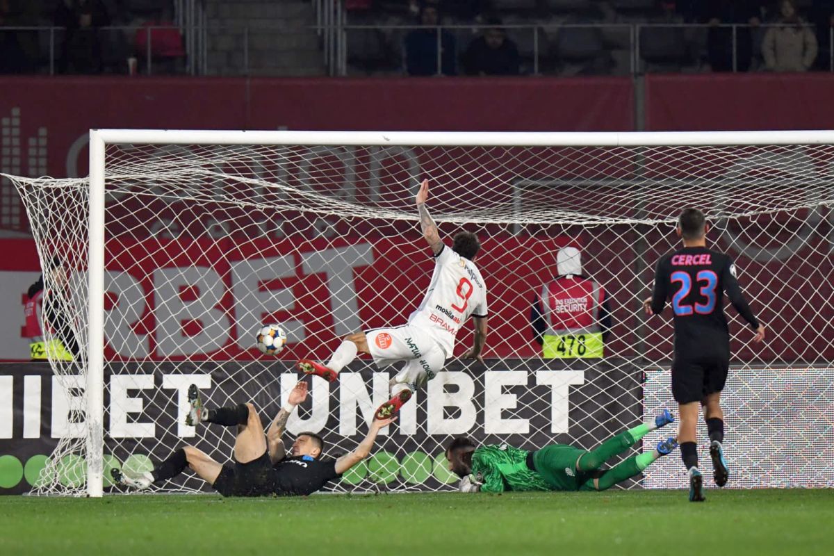 Panduru, șocat de ce a văzut în Hermannstadt - FCSB: „Inimaginabil! Ce se întâmplă?”