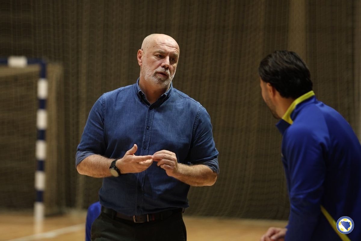 Antrenament neobișnuit înainte de meciul cu România » Bosnia s-a pregătit în interiorul hotelului