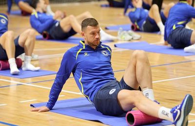 Antrenament neobișnuit înainte de meciul cu România » Bosnia s-a pregătit în interiorul hotelului