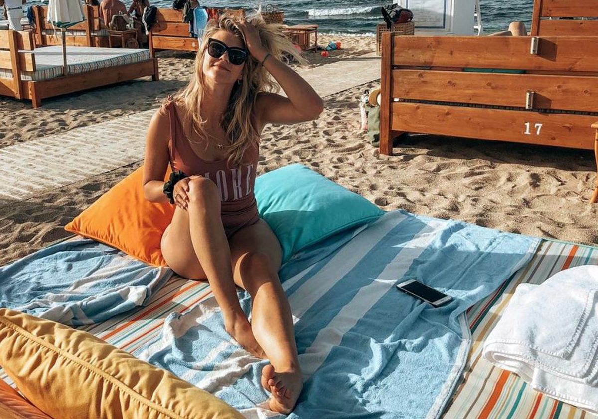 GALERIE FOTO Denisa Dedu are o rivală pe măsură pentru titlul de cea mai frumoasă portăriță de la Mondial