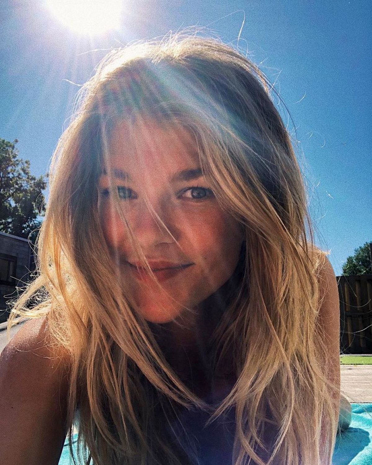 GALERIE FOTO Denisa Dedu are o rivală pe măsură pentru titlul de cea mai frumoasă portăriță de la Mondial