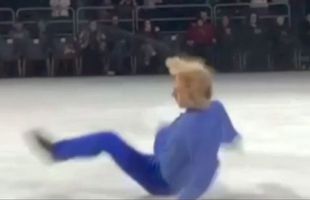 VIDEO Imagini incredibile! Fiasco cu țevi sparte și găuri în gheață la show-ul lui Evgeni Plushenko de la Cluj! Multiplul campion olimpic acuză, după ce a căzut: „Parcă era Fontana di Trevi! Aţi văzut vreodată aşa ceva?”