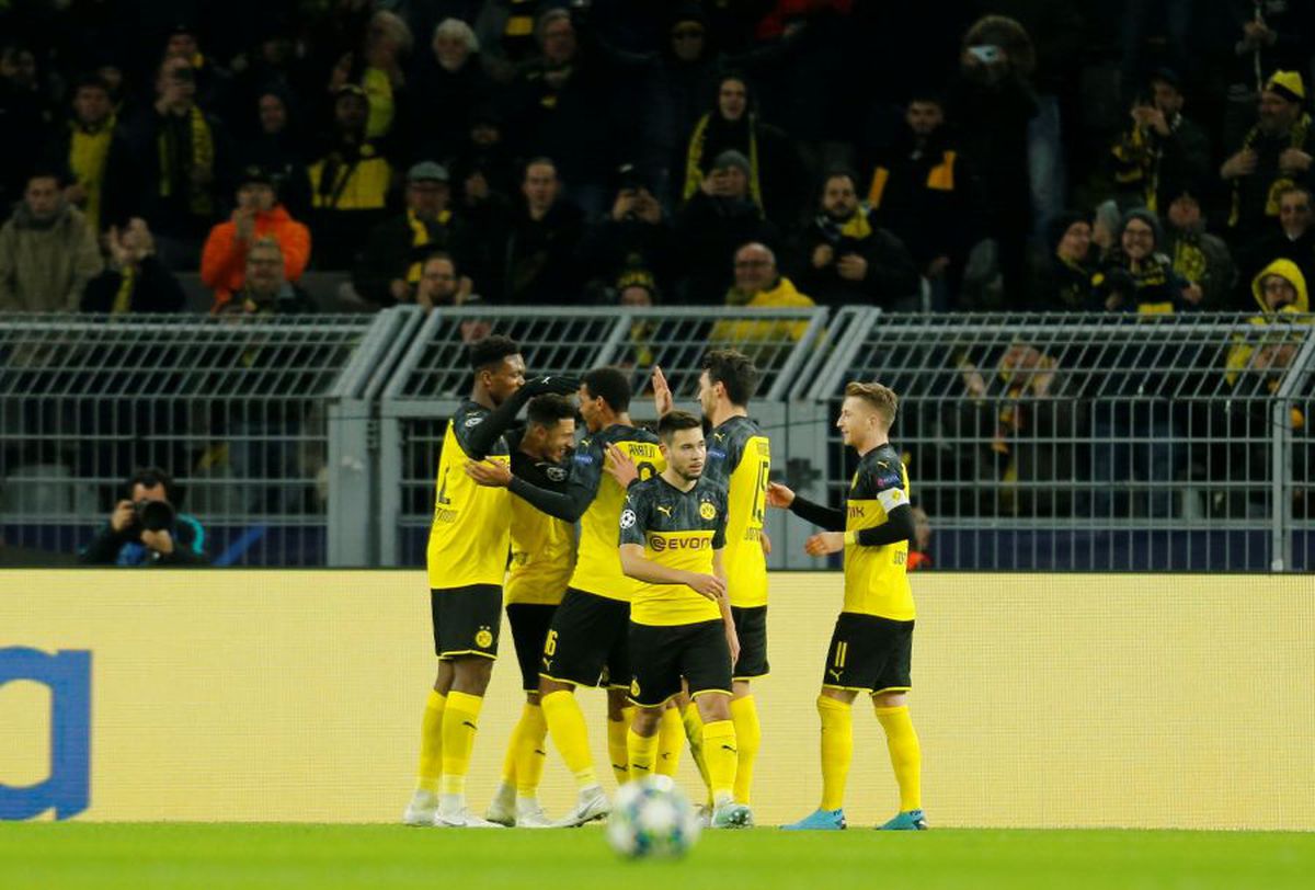 INTER-BARCELONA 1-2 // FOTO Dortmund trece de Slavia lui Nicolae Stanciu, profită de victoria catalanilor și se califică în „optimile” Ligii